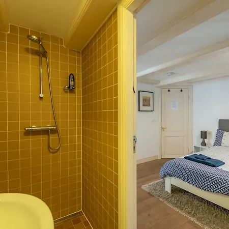 Dam Square Bed & Breakfast