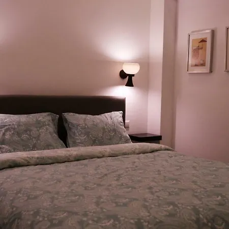 Dam Square Bed & Breakfast *